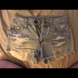 American Eagle distressed frayed shorts size 00